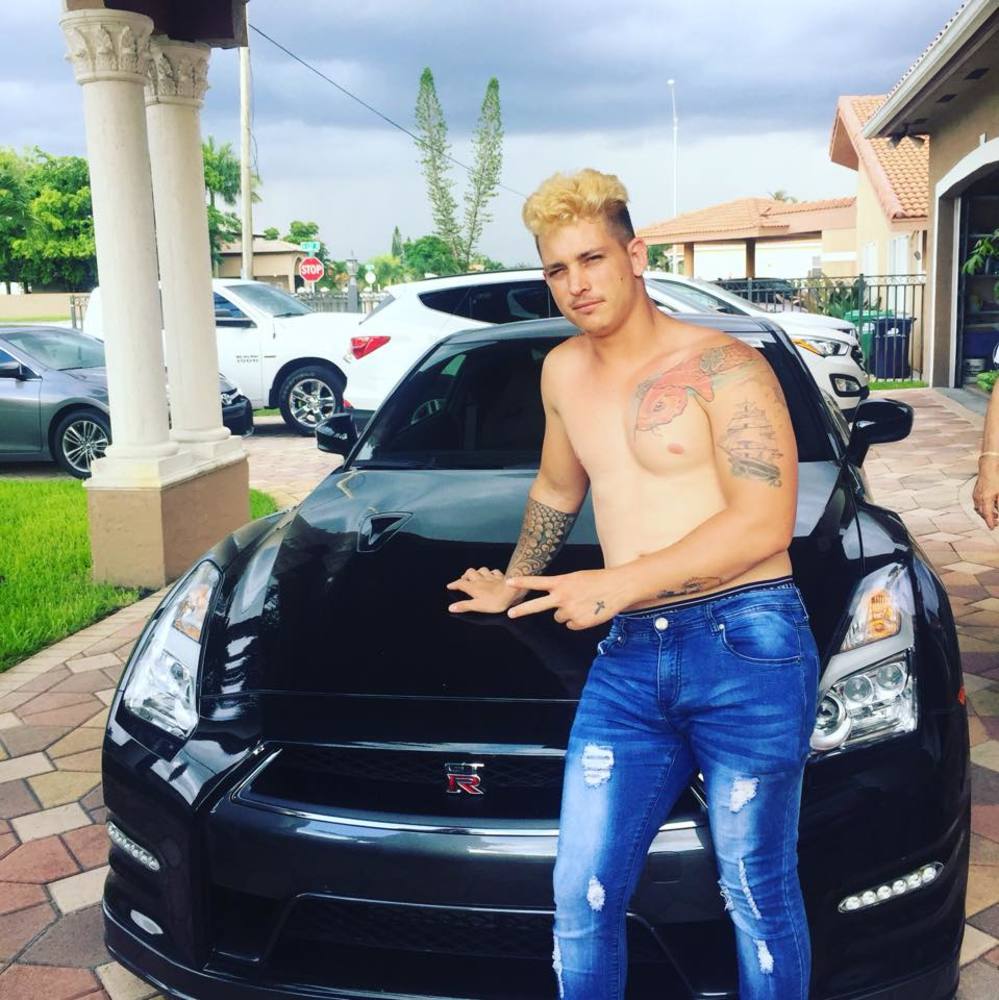 Meet your Posher, El rubio